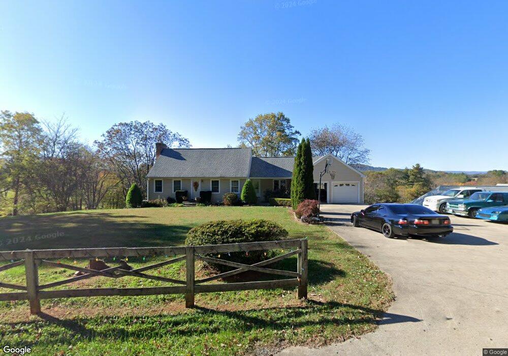 9512 Crest Hill Rd, Marshall, VA 20115 - photo 1