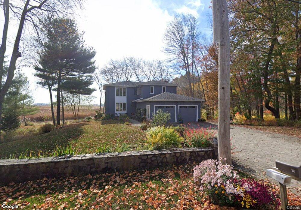 304 Ferry Rd, Old Lyme, CT 06371 - photo 1