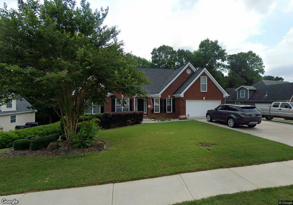 5565 River Valley Way, Flowery Branch, GA 30542 - photo 1