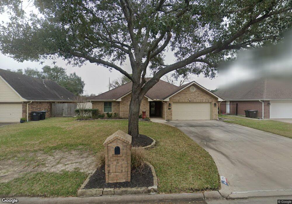 1718 Goode St, Alvin, TX 77511 - photo 1