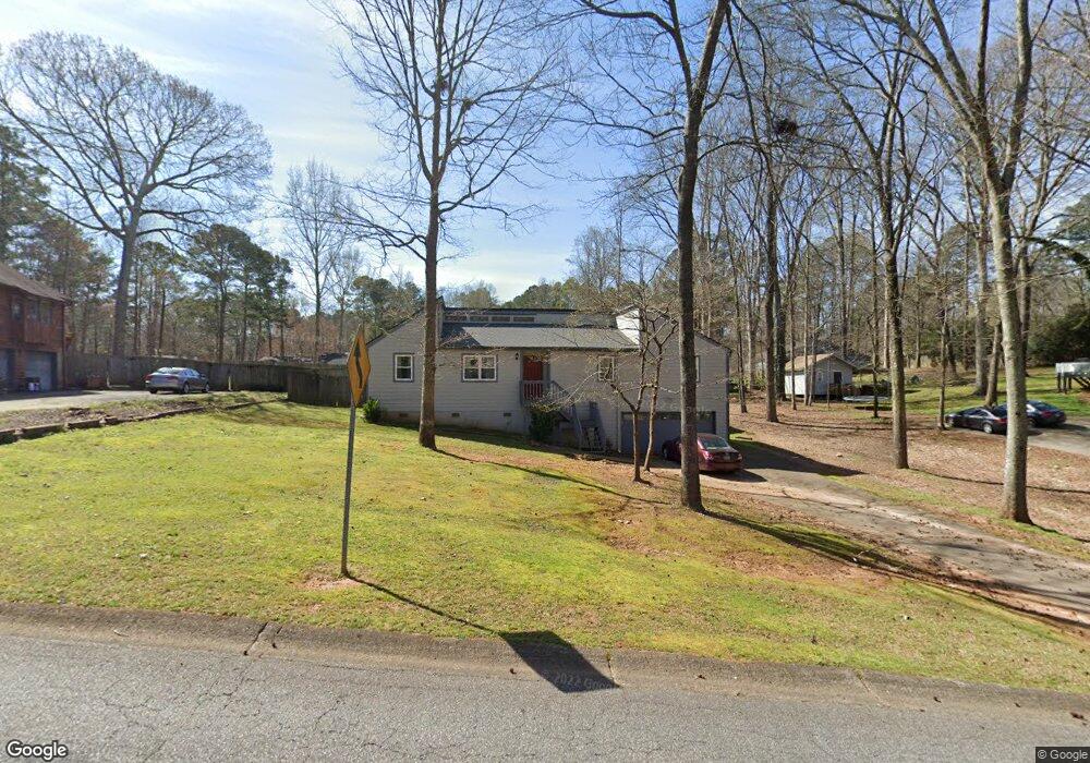 1211 Rolling Green Dr, Acworth, GA 30102 - photo 1