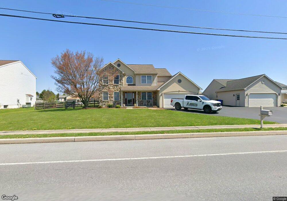 513 S Kinzer Ave, New Holland, PA 17557 - photo 1