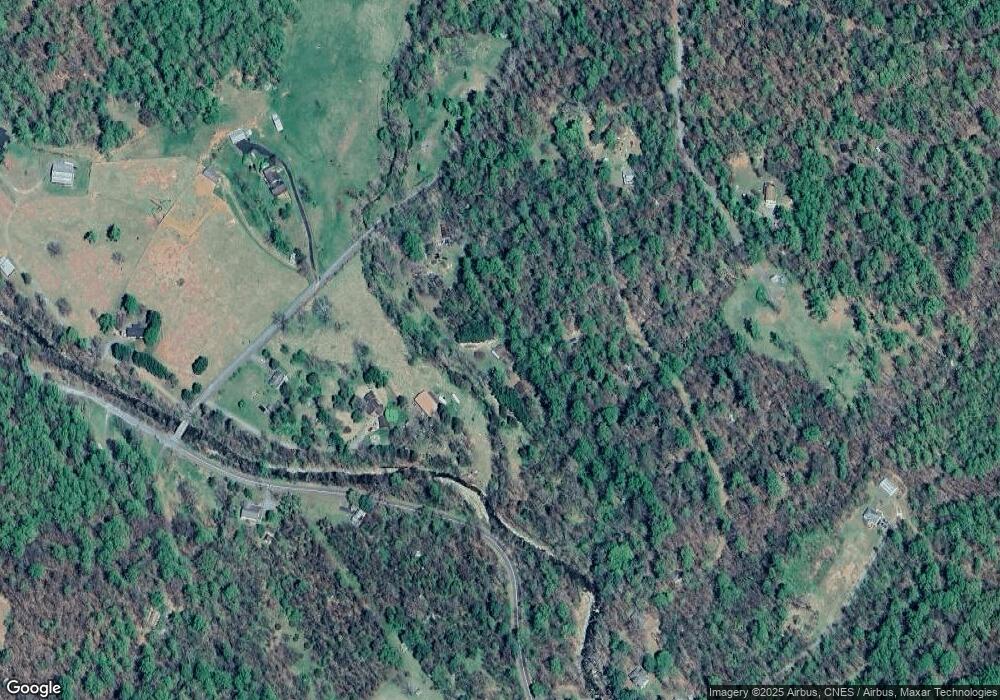 166 Fletcher Rd, Stanardsville, VA 22973 - photo 1