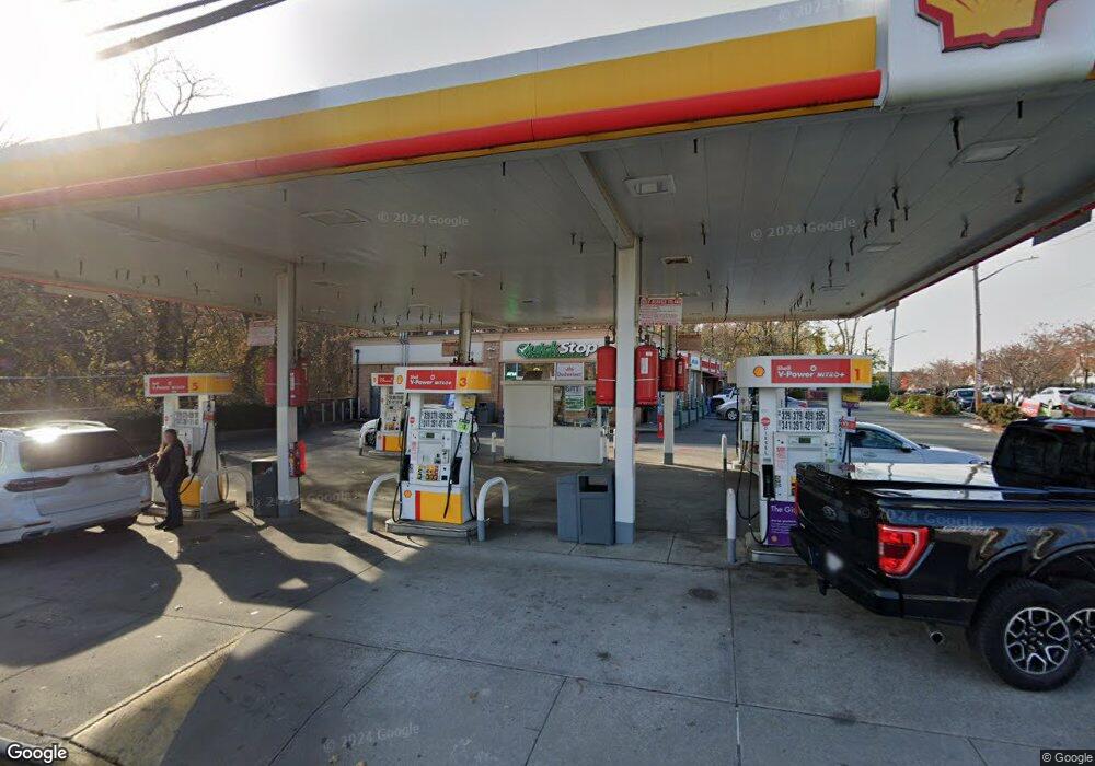 4707 Arthur Kill Rd, Staten Island, NY 10309 - photo 1