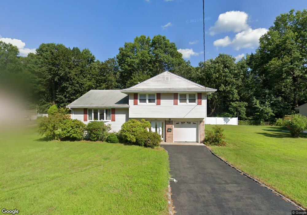 405 Briarwood Ln, Northvale, NJ 07647 - photo 1