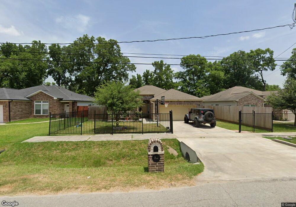 912 Conklin St, Houston, TX 77088 - photo 1