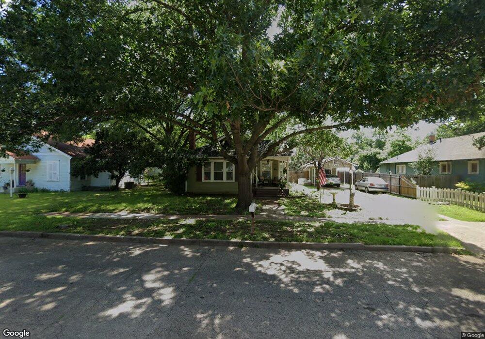 203 Sunset Dr, Cleburne, TX 76033 - photo 1