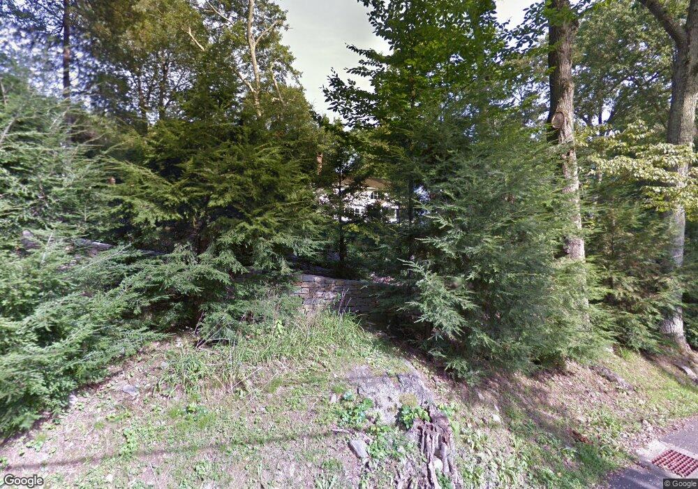 43 Sachem Rd, Weston, CT 06883 - photo 1