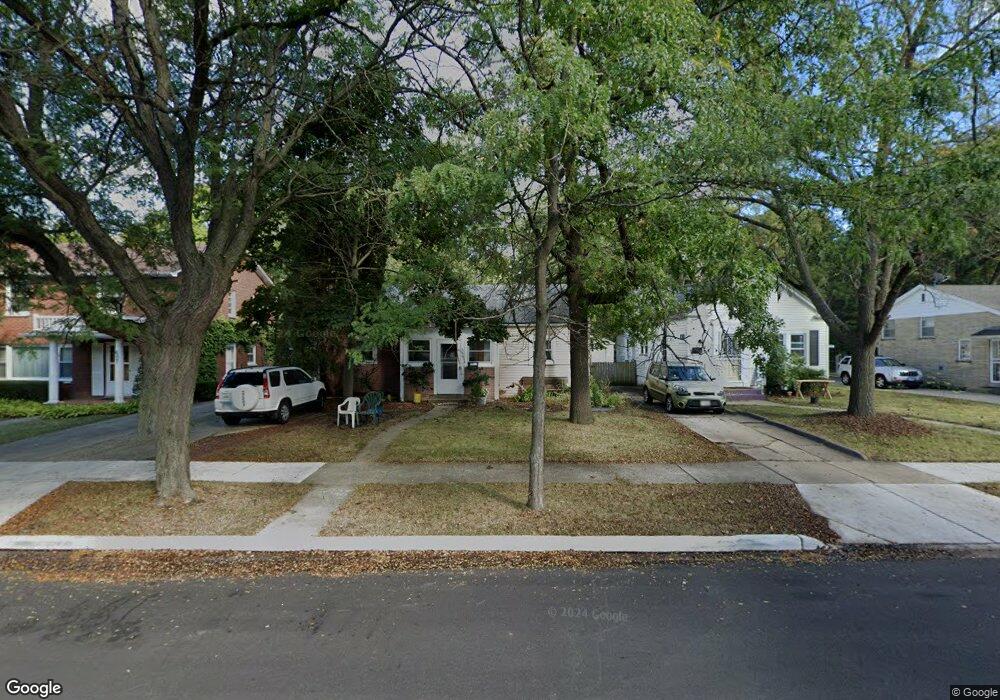 555 Judge Ave, Waukegan, IL 60085 - photo 1