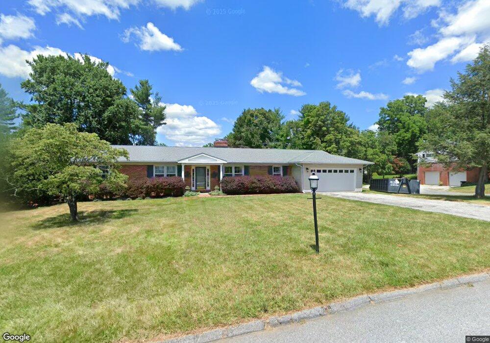 32 Sunnyview Dr, Phoenix, MD 21131 - photo 1