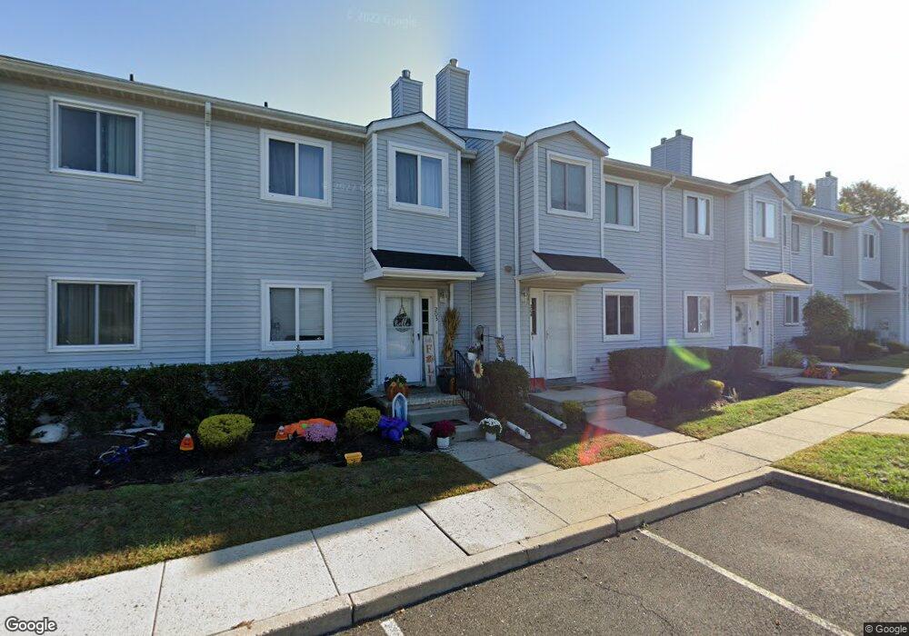 204 Yorktown Blvd unit 204, Hammonton, NJ 08037 - photo 1