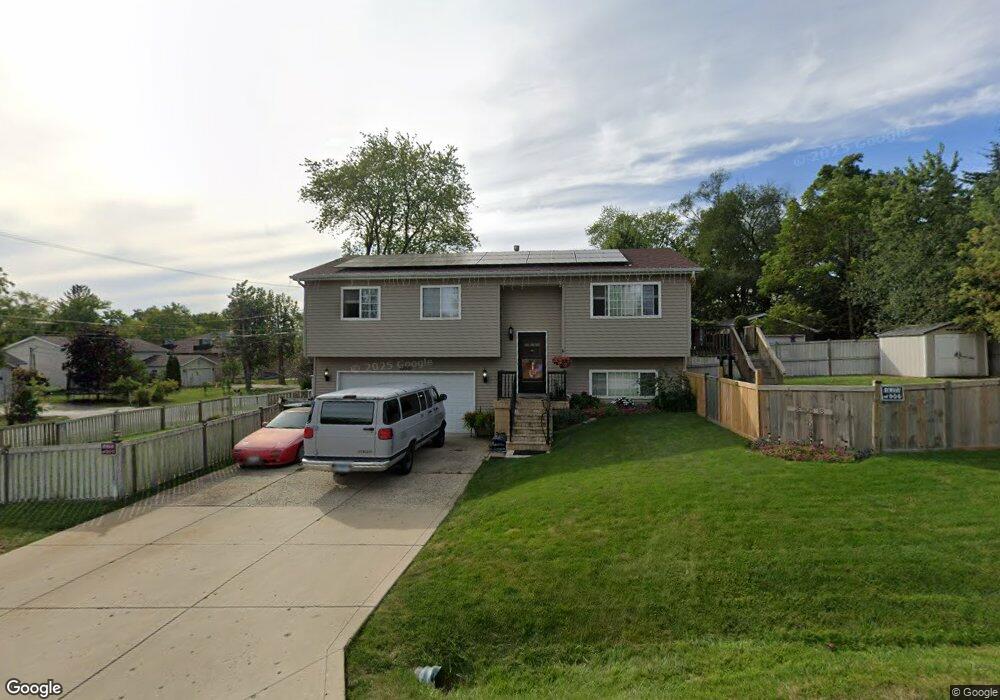 1350 N Green Ave, Waukegan, IL 60085 - photo 1