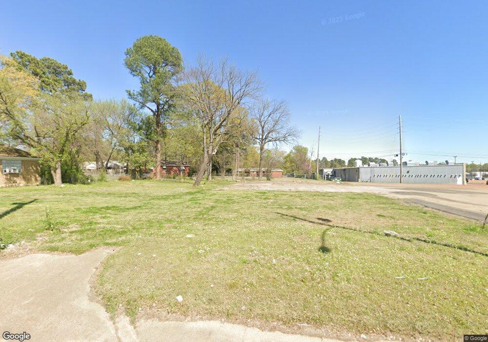 2002 N Robison Rd, Texarkana, TX 75501 - photo 1