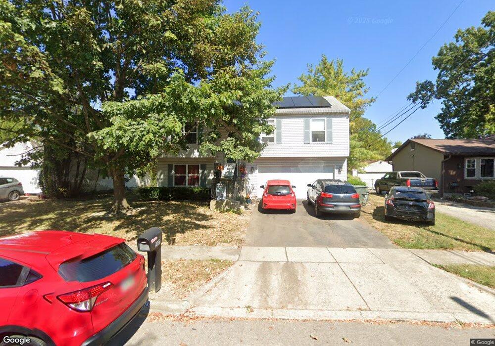 1610 Coronet Dr, Columbus, OH 43224 - photo 1