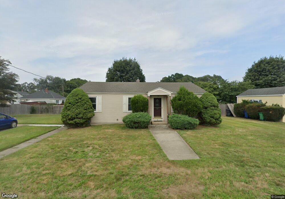 49 Lufkin Ct, Warwick, RI 02888 - photo 1