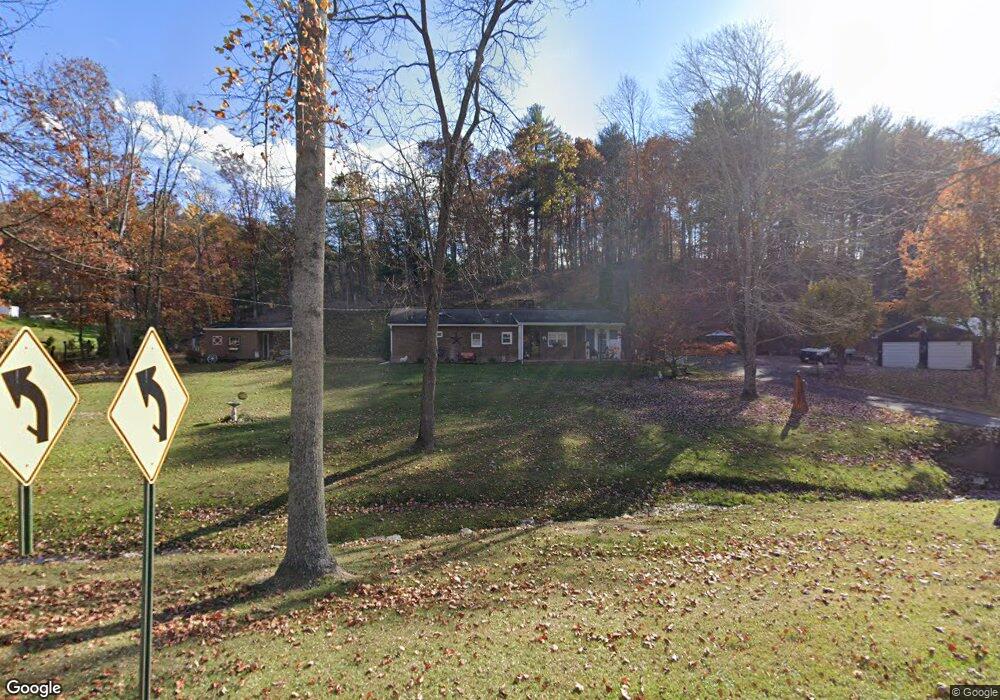 14019 Hollow Rd, Hancock, MD 21750 - photo 1