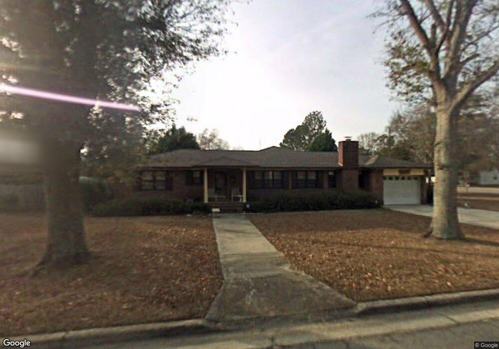 401 E Smith St, Claxton, GA 30417 - photo 1