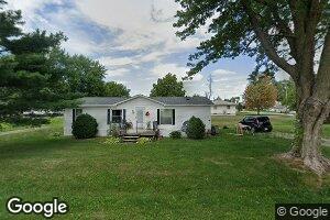 200 W Vernon St, Grandview, IA 52752