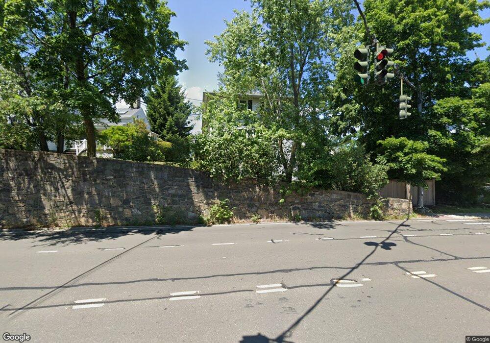 510 E Putnam Ave unit D4, Cos Cob, CT 06807 - photo 1