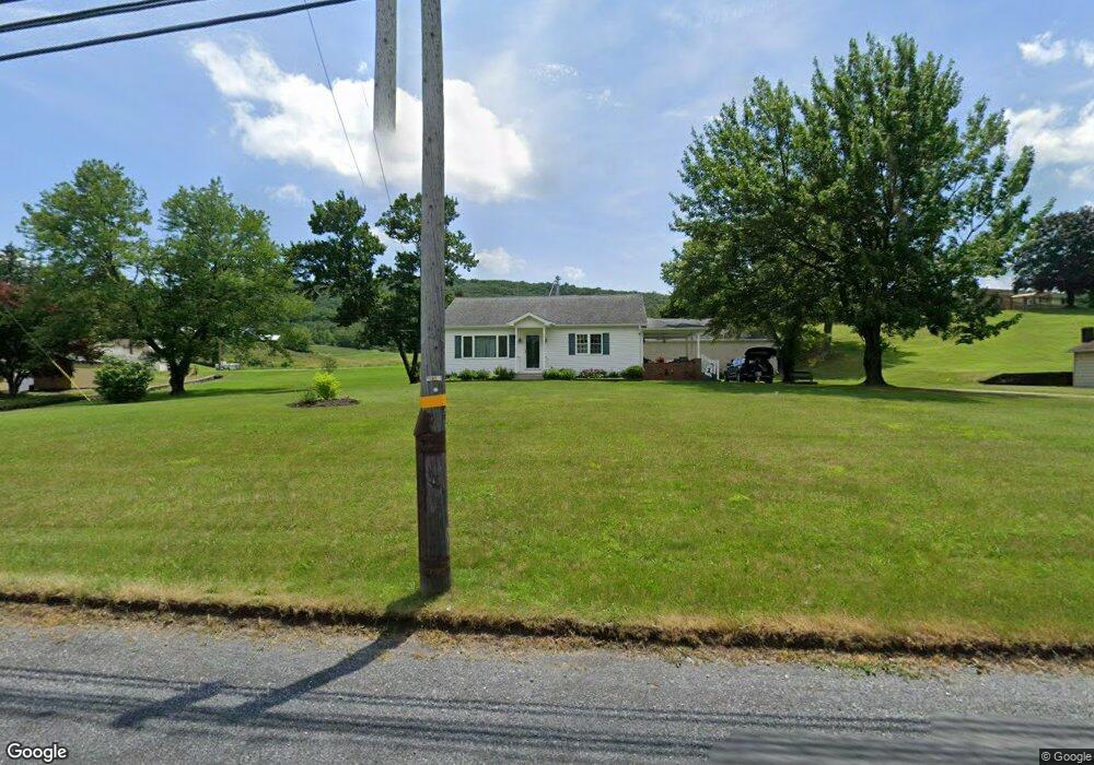 738 Penn Dr, Tamaqua, PA 18252 - photo 1