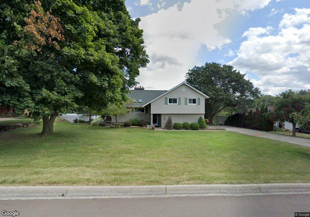 1324 Pepper Hill Dr, Lansing, MI 48917 - photo 1