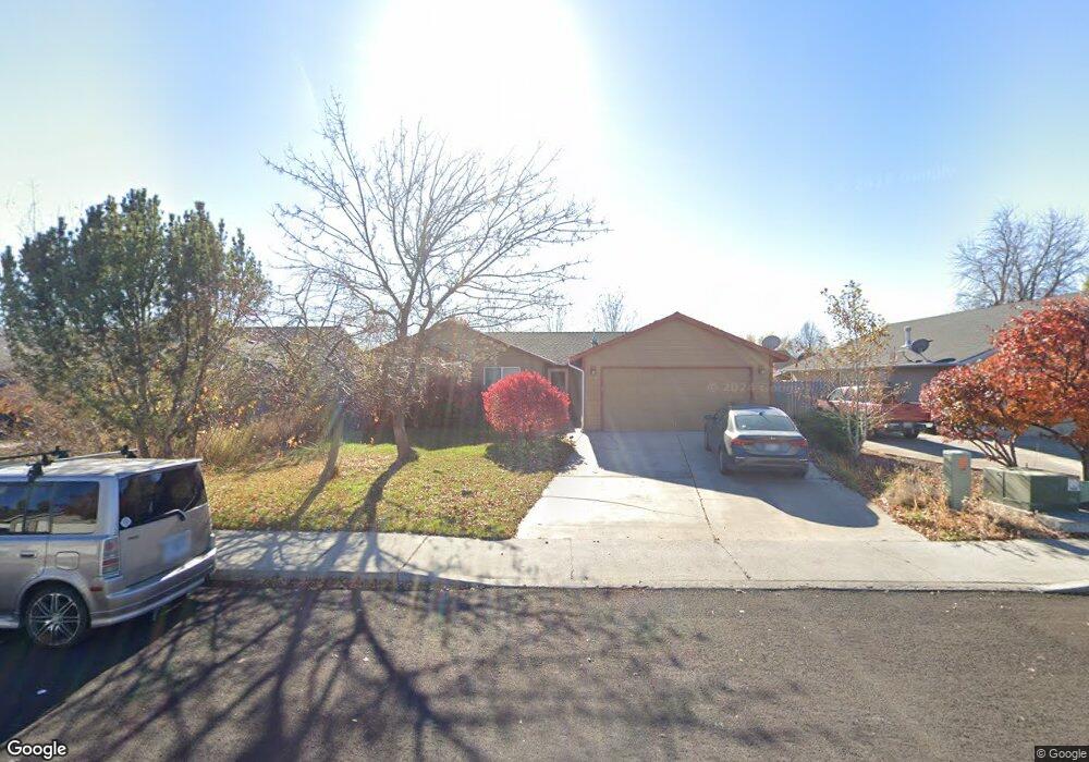 834 NE Nickernut Ave, Redmond, OR 97756 - photo 1