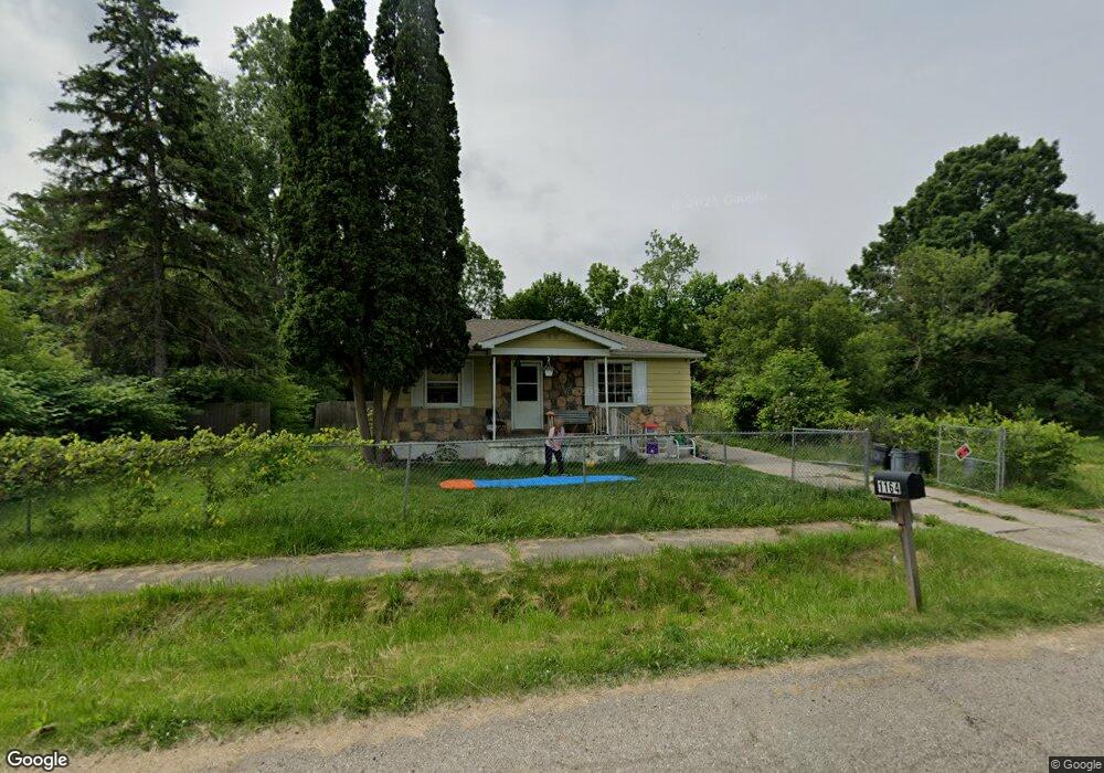 1164 E Cornell Ave, Flint, MI 48505 - photo 1