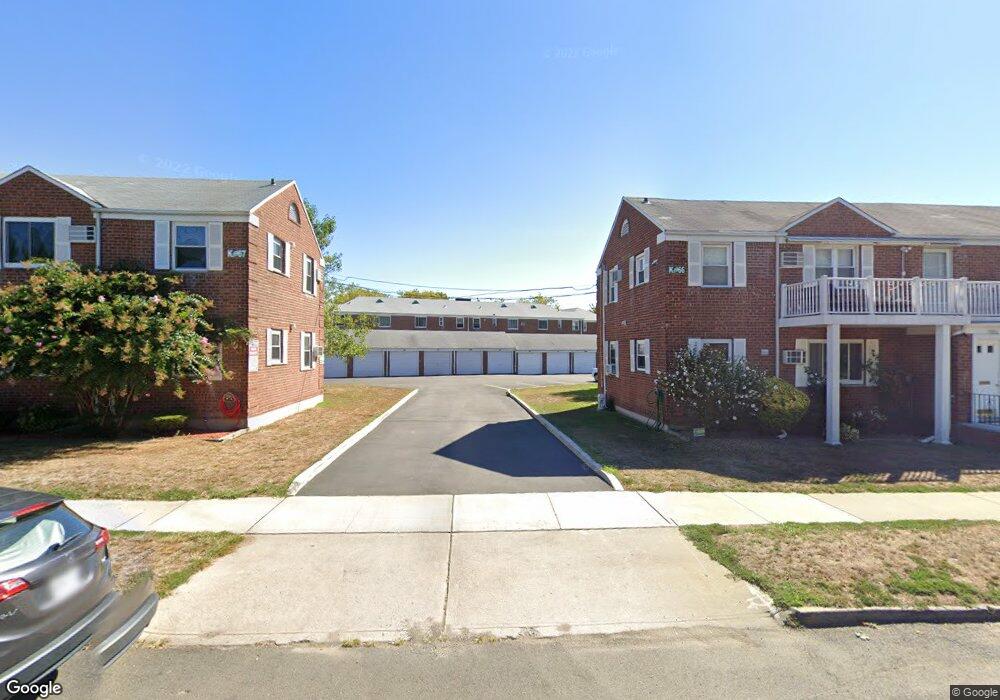 7343 Little Neck Pkwy unit B11, Glen Oaks, NY 11004 - photo 1