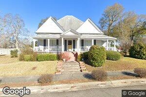 215 Bay St E, Pineview, GA 31071