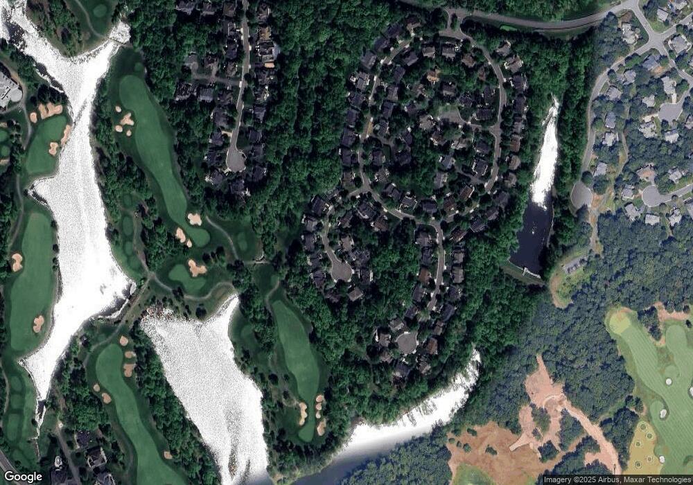 8111 Willingboro Ct, Gainesville, VA 20155 - photo 1