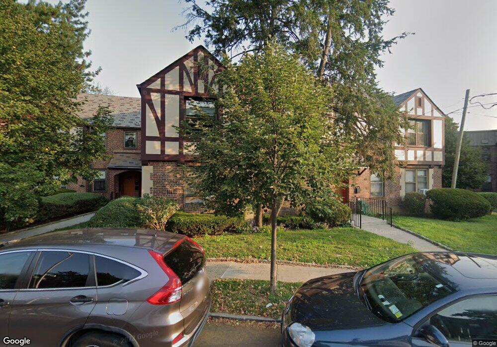 79-07 19 Dr, E. Elmhurst, NY 11370 - photo 1