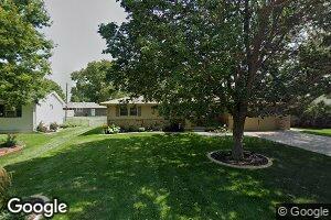 305 N 10th Ave, Fort Calhoun, NE 68023