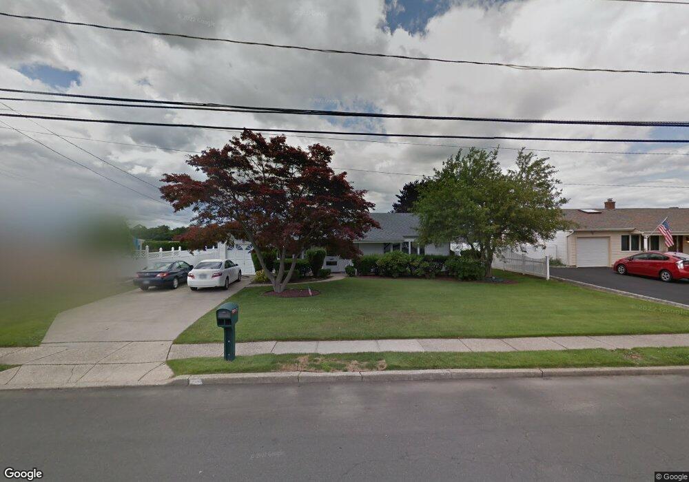 71 Norman Dr, Bohemia, NY 11716 - photo 1