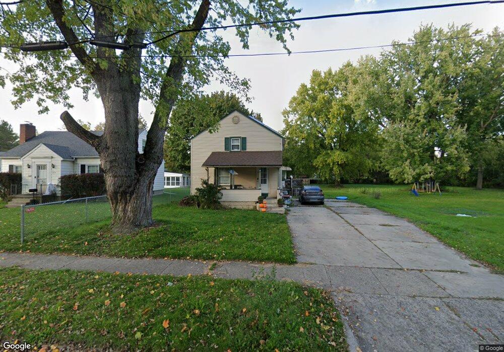 328 W Hodge Ave, Lansing, MI 48910 - photo 1