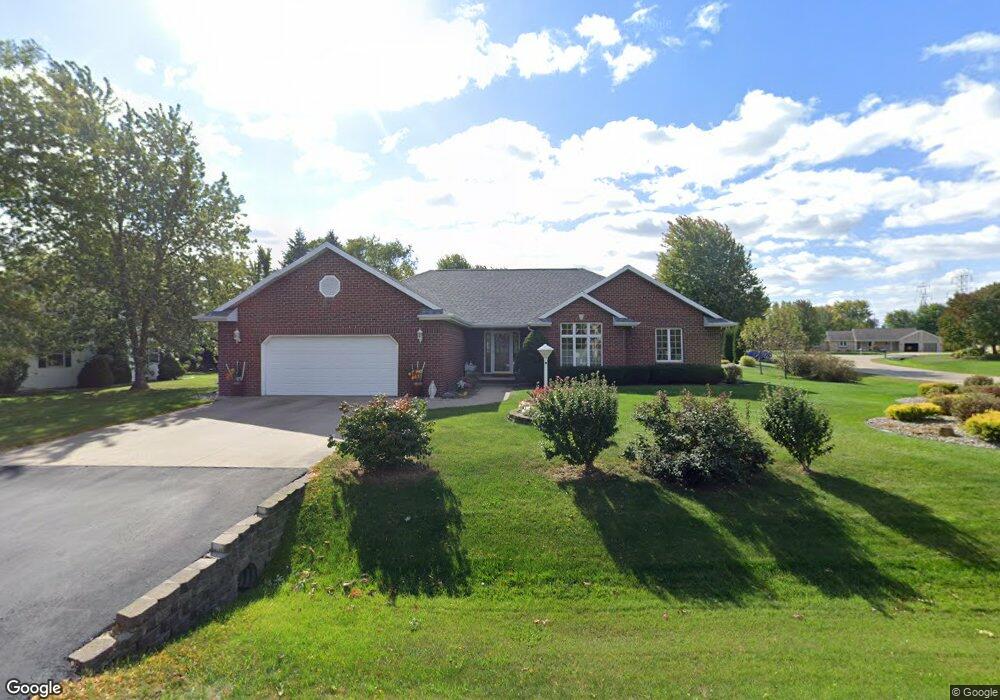 W5859 Hearthstone Dr, Appleton, WI 54915 - photo 1