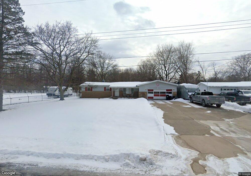 8272 Faulkner Dr, Davison, MI 48423 - photo 1