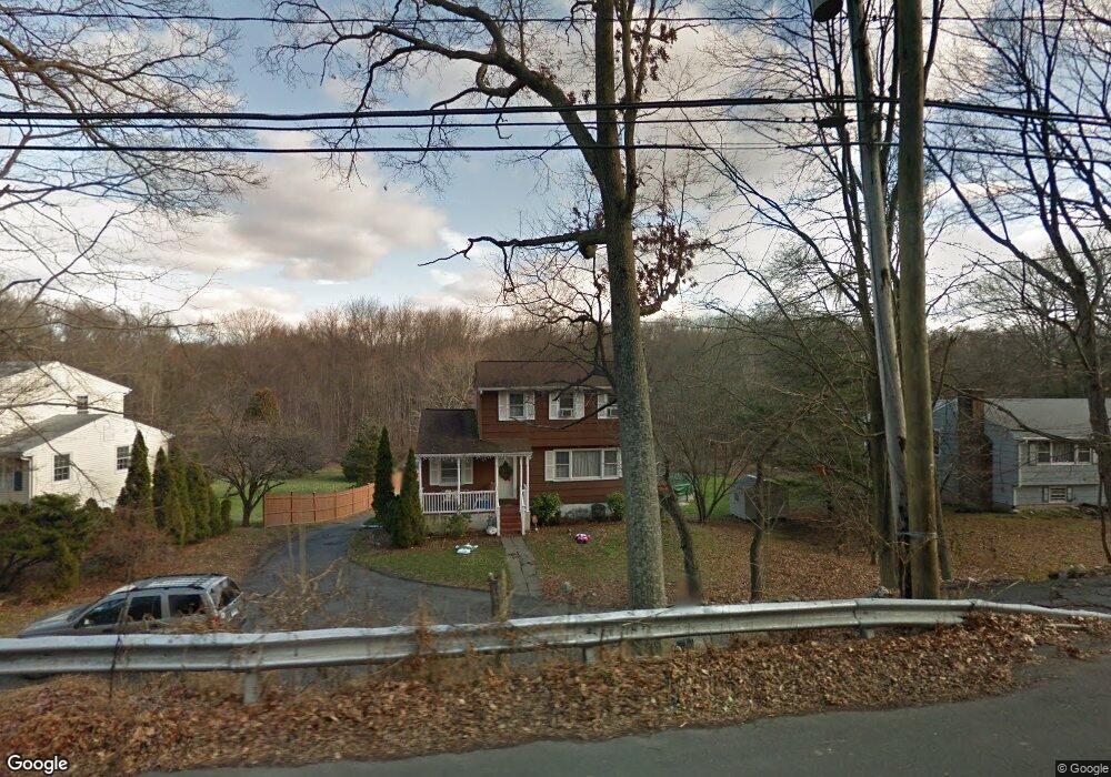 66 E Rocks Rd, Norwalk, CT 06851 - photo 1