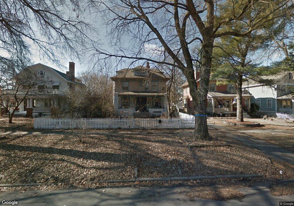 1317 SW College Ave, Topeka, KS 66604 - photo 1