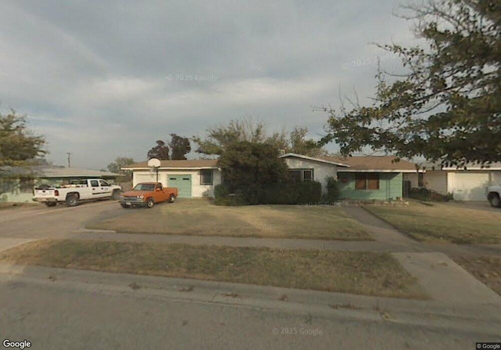 1211 Pennsylvania Ave, Big Spring, TX 79720 - photo 1