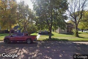409 W 2nd Ave, Flandreau, SD 57028