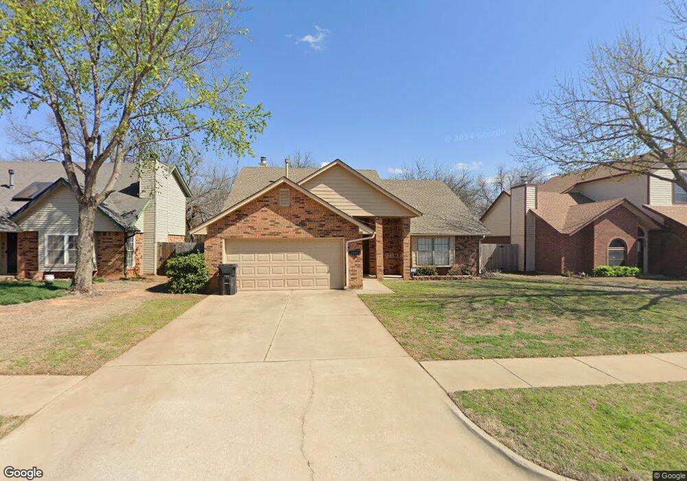 2608 Amy Ct, Moore, OK 73160 - photo 1