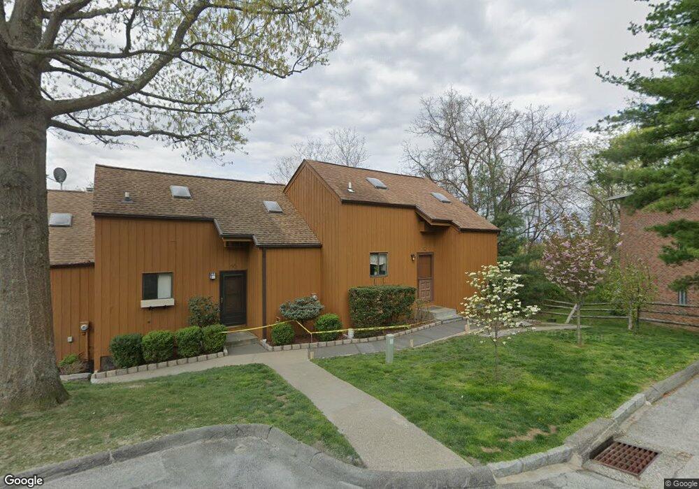 92 Amber Dr, Croton On Hudson, NY 10520 - photo 1