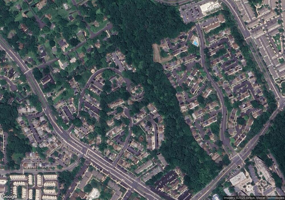 9585 Lindenbrook St, Fairfax, VA 22031 - photo 1