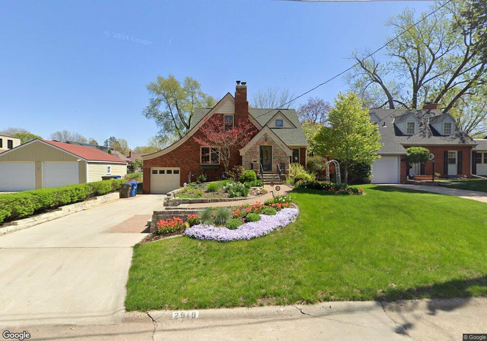 2919 46th St, Des Moines, IA 50310 - photo 1