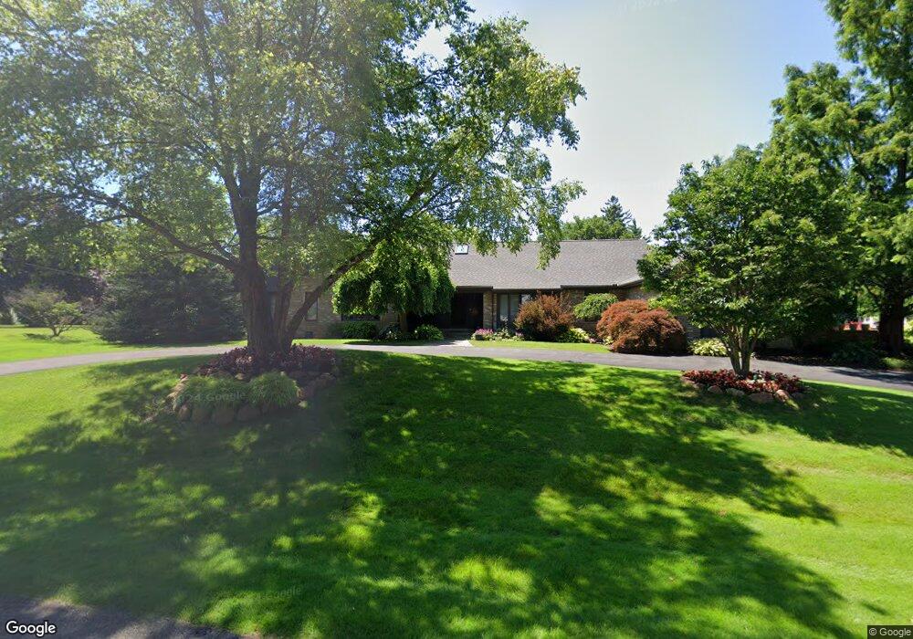 5930 Marys Ln, West Bloomfield, MI 48322 - photo 1