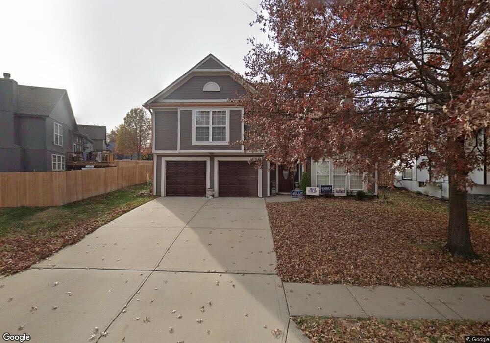 5128 Payne St, Shawnee, KS 66226 - photo 1