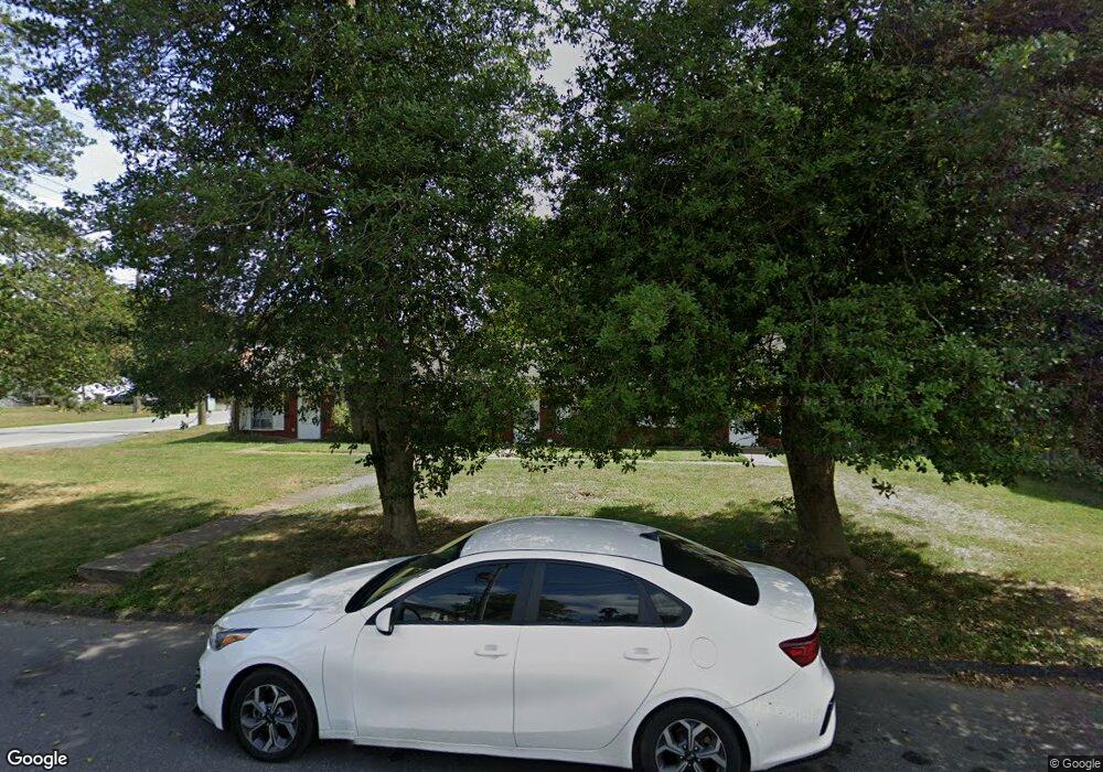 204 S Winchester Ave, Waynesboro, VA 22980 - photo 1