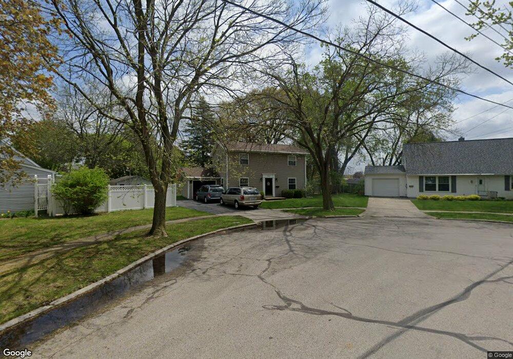 543 Scottdale Ct, Adrian, MI 49221 - photo 1