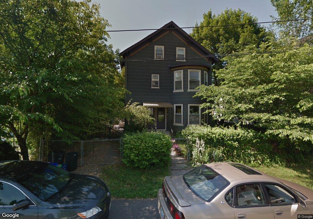 16 Roblen Dr, Pawtucket, RI 02860 - photo 1