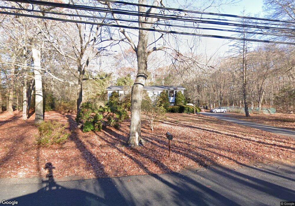 70 Dean Rd, East Lyme, CT 06333 - photo 1